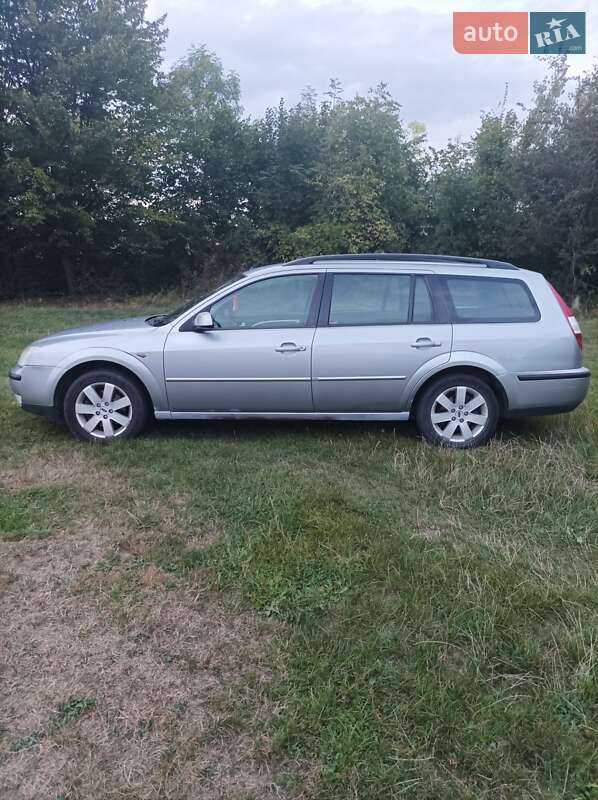 Універсал Ford Mondeo 2004 в Чернівцях