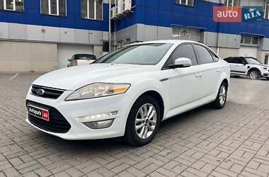 Седан Ford Mondeo 2012 в Одесі