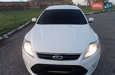 Седан Ford Mondeo 2012 в Білгороді-Дністровському