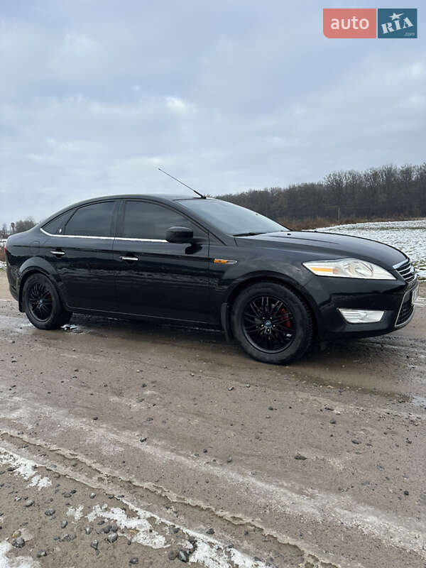 Седан Ford Mondeo 2007 в Селищі