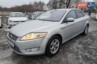 Седан Ford Mondeo 2010 в Рівному