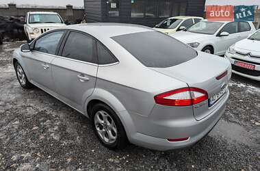 Седан Ford Mondeo 2010 в Ровно