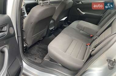 Седан Ford Mondeo 2011 в 