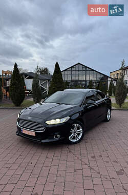 Седан Ford Mondeo 2015 в Стрию