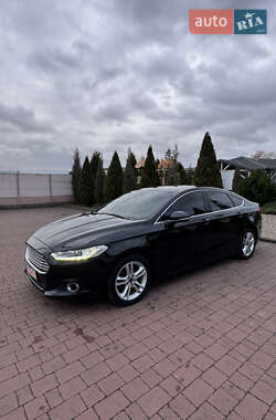 Седан Ford Mondeo 2015 в Стрию