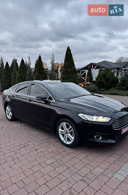 Седан Ford Mondeo 2015 в Стрию