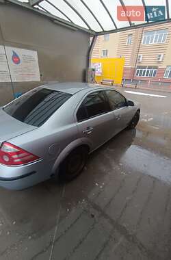 Седан Ford Mondeo 2005 в 