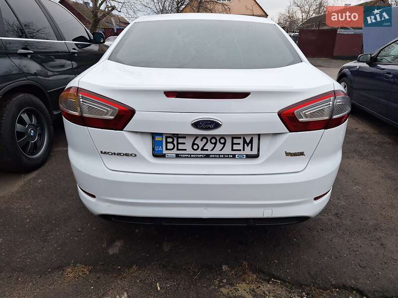 Седан Ford Mondeo 2012 в Баштанке