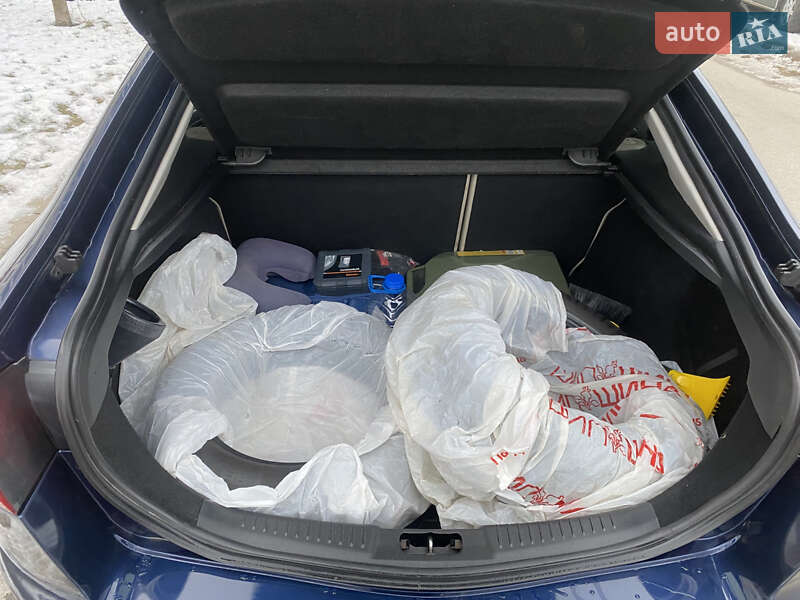 Лифтбек Ford Mondeo 2011 в Гатном