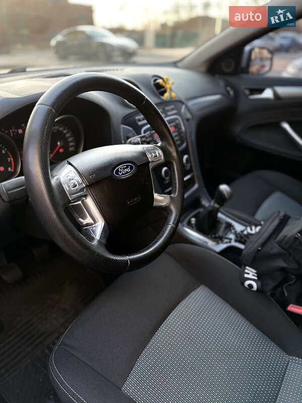 Седан Ford Mondeo 2010 в Киеве фото 14 Седан Ford Mondeo 2010 в Киеве