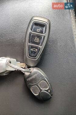 Универсал Ford Mondeo 2011 в 