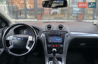 Седан Ford Mondeo 2012 в Києві