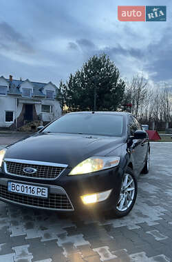 Седан Ford Mondeo 2010 в Львові