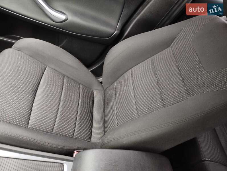 Лифтбек Ford Mondeo 2012 в Кривом Роге