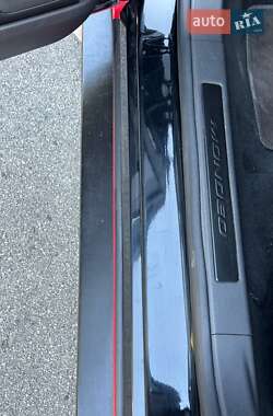 Лифтбек Ford Mondeo 2017 в 