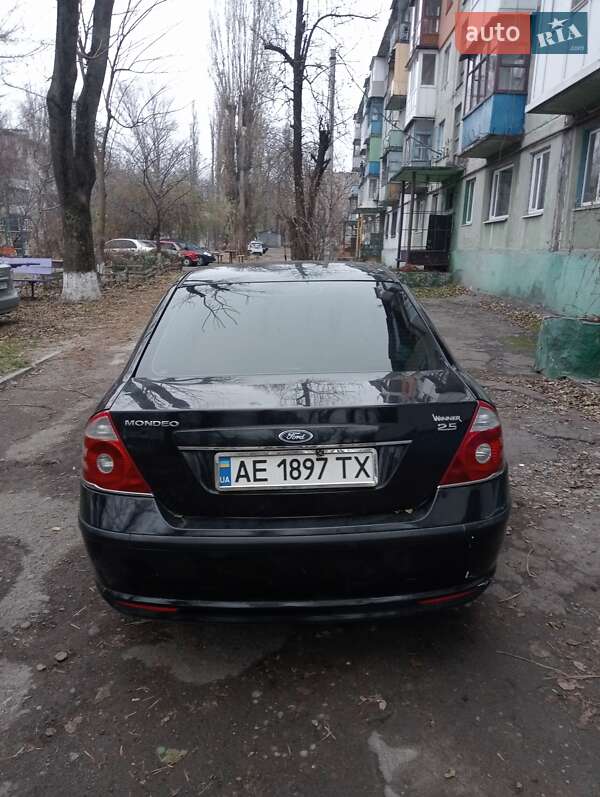 Седан Ford Mondeo 2006 в Каменском
