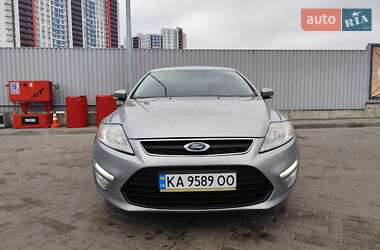 Седан Ford Mondeo 2012 в 