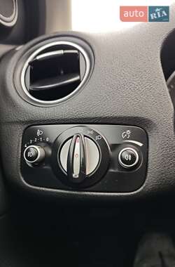 Седан Ford Mondeo 2012 в 