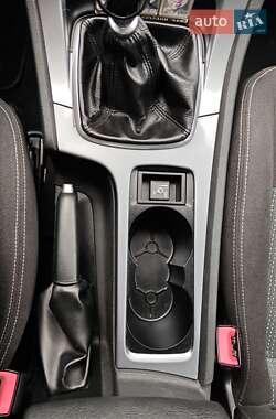 Седан Ford Mondeo 2012 в 
