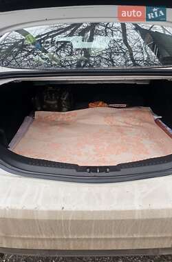 Седан Ford Mondeo 2012 в 