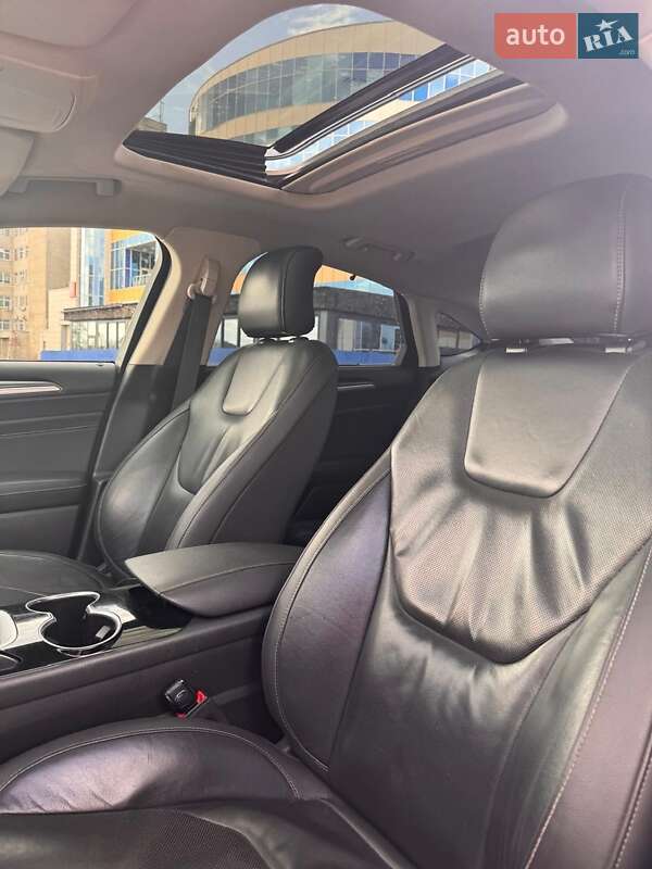 Седан Ford Mondeo 2015 в Харькове