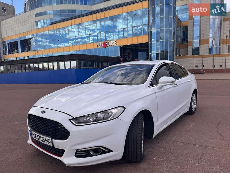 Седан Ford Mondeo 2015 в Харькове