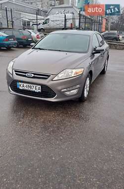 Седан Ford Mondeo 2011 в 