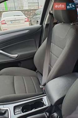 Седан Ford Mondeo 2011 в 