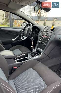 Универсал Ford Mondeo 2010 в 