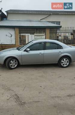 Седан Ford Mondeo 2007 в Глухові