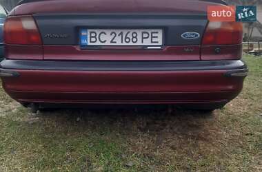 Седан Ford Mondeo 1993 в Бродах