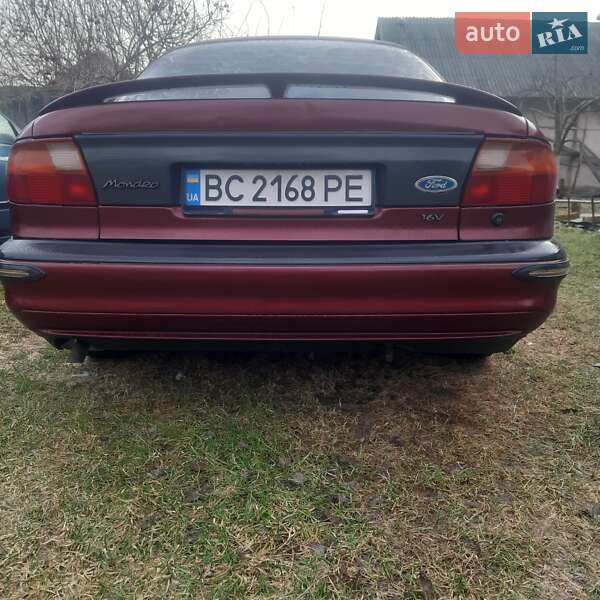 Седан Ford Mondeo 1993 в Бродах