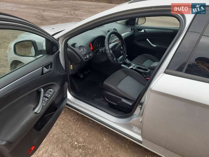 Универсал Ford Mondeo 2011 в Тернополе