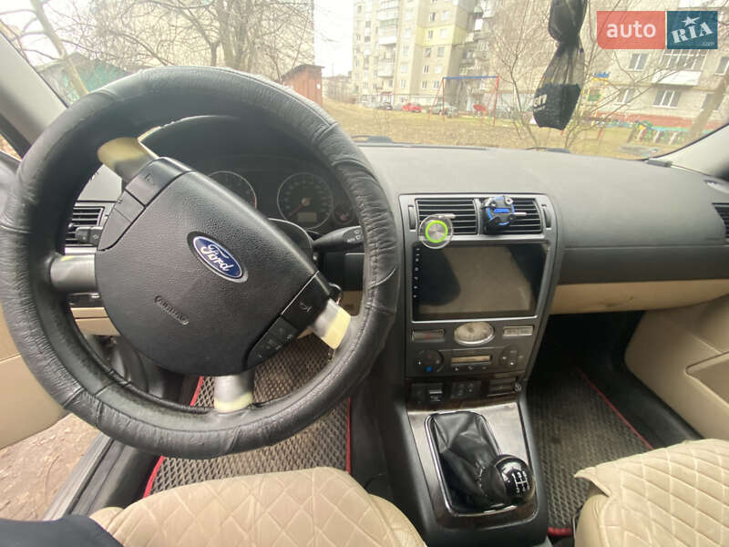 Седан Ford Mondeo 2003 в Шостке