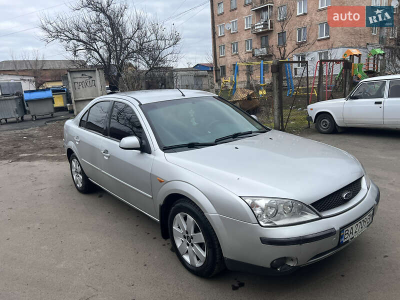 Седан Ford Mondeo 2002 в Гайвороне