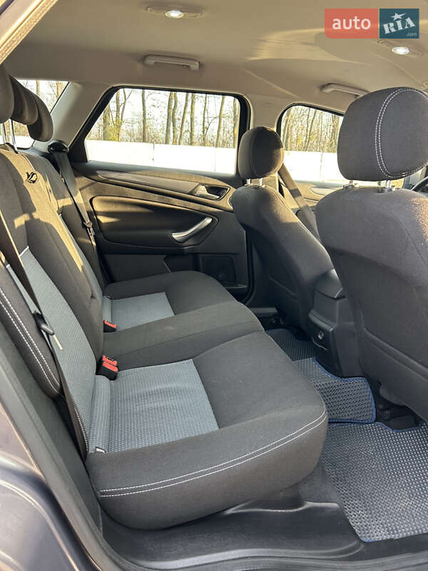 Универсал Ford Mondeo 2010 в Луцке