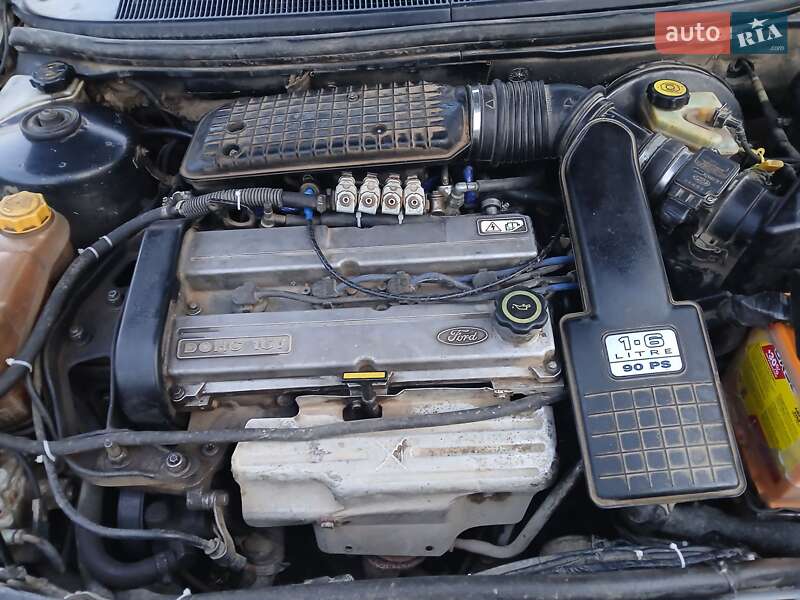 Седан Ford Mondeo 1994 в 