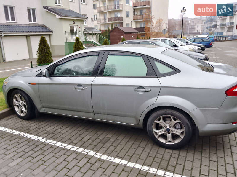 Седан Ford Mondeo 2008 в 