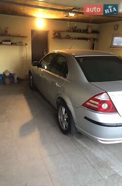 Седан Ford Mondeo 2006 в Козине