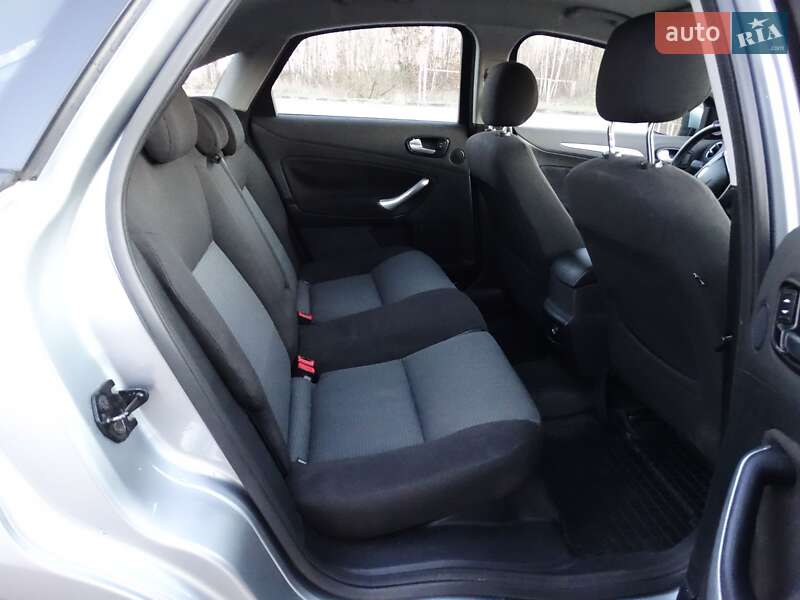 Лифтбек Ford Mondeo 2008 в Бердичеве
