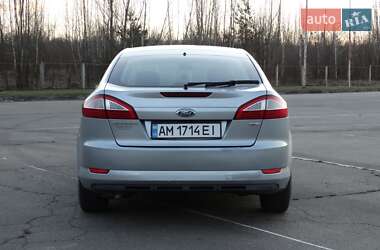 Лифтбек Ford Mondeo 2008 в 