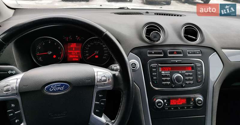 Седан Ford Mondeo 2012 в Киеве