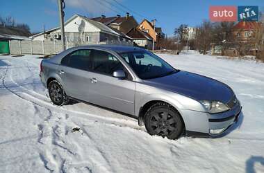 Лифтбек Ford Mondeo 2003 в Кременчуге