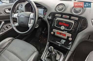 Лифтбек Ford Mondeo 2010 в Ровно