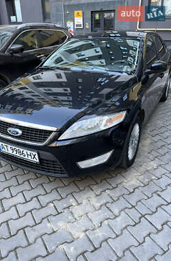 Лифтбек Ford Mondeo 2008 в 