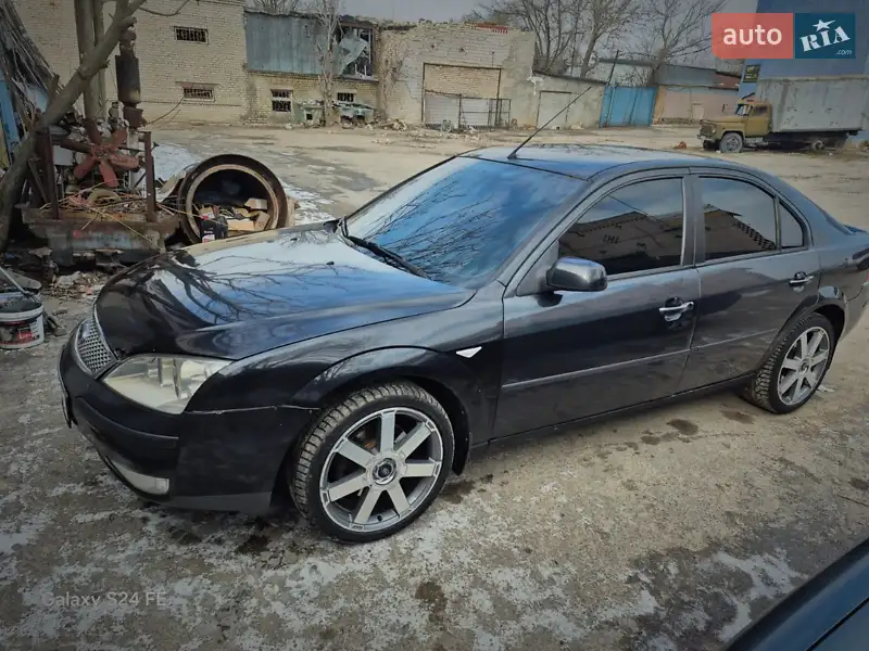Ford Mondeo 2004