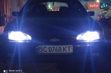 Ліфтбек Ford Mondeo 1996 в Дрогобичі