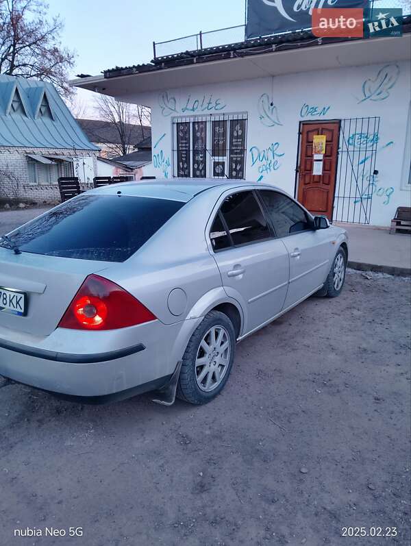 Лифтбек Ford Mondeo 2001 в Шаргороде