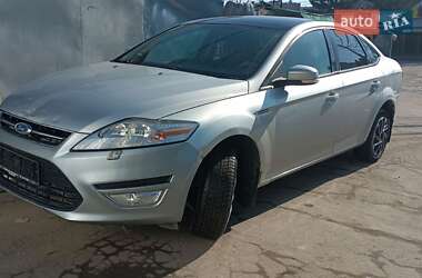 Седан Ford Mondeo 2013 в Хмельницком