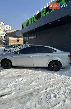 Седан Ford Mondeo 2012 в Києві